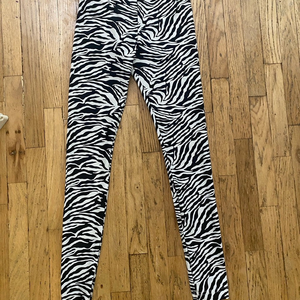 American Apparel Zebra leggings